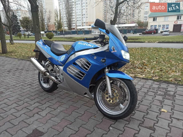 Серый Сузуки RF 600R, объемом двигателя 0.6 л и пробегом 97 тыс. км за 2500 $, фото 2 на Automoto.ua