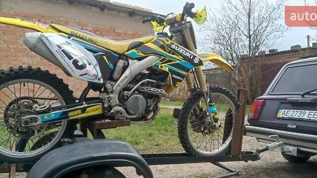 Сузуки RM 250Z, объемом двигателя 0 л и пробегом 2 тыс. км за 2400 $, фото 1 на Automoto.ua