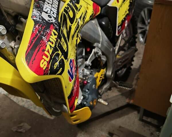 Сузуки RM 450Z, объемом двигателя 0.4 л и пробегом 3 тыс. км за 2700 $, фото 1 на Automoto.ua