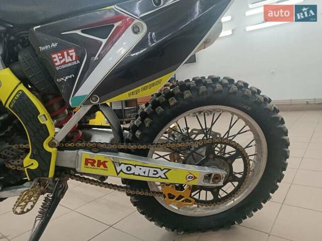 Желтый Сузуки RM 450Z, объемом двигателя 4.39 л и пробегом 6 тыс. км за 4600 $, фото 6 на Automoto.ua