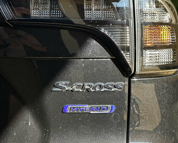 Черный Сузуки S-Cross, объемом двигателя 1.4 л и пробегом 5 тыс. км за 24500 $, фото 6 на Automoto.ua