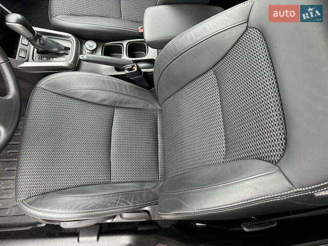 Красный Сузуки S-Cross, объемом двигателя 1.37 л и пробегом 19 тыс. км за 23999 $, фото 33 на Automoto.ua