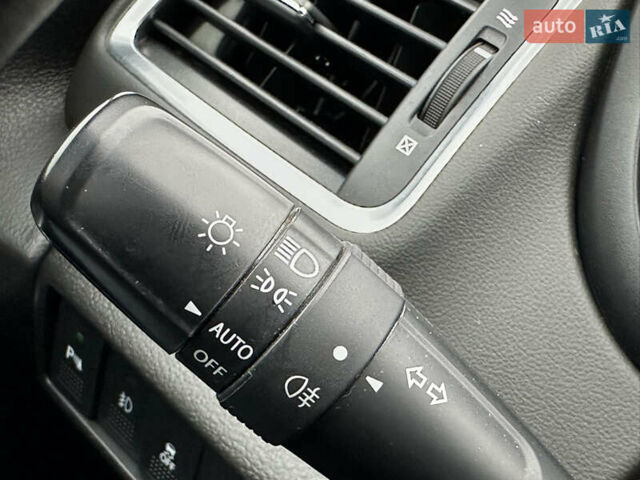 Красный Сузуки S-Cross, объемом двигателя 1.37 л и пробегом 19 тыс. км за 23999 $, фото 55 на Automoto.ua