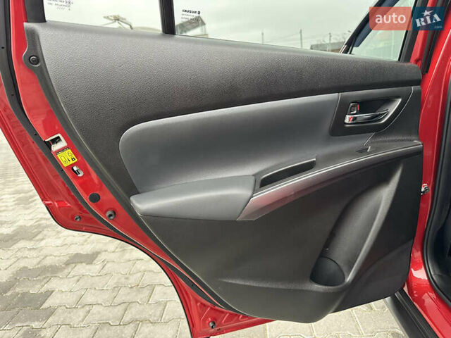Красный Сузуки S-Cross, объемом двигателя 1.37 л и пробегом 19 тыс. км за 23999 $, фото 42 на Automoto.ua