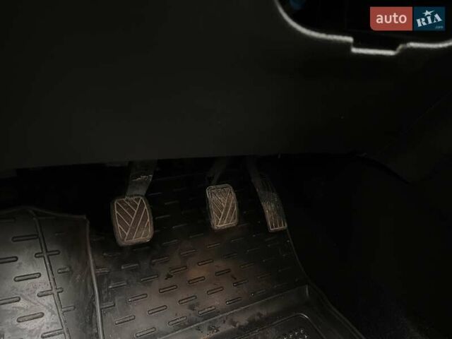 Сузуки S-Cross 2024 в Нежине на Automoto.ua Красный Сузуки S-Cross, объемом двигателя 1.37 л и пробегом 2 тыс. км за 18000 $, фото 39 на Automoto.ua