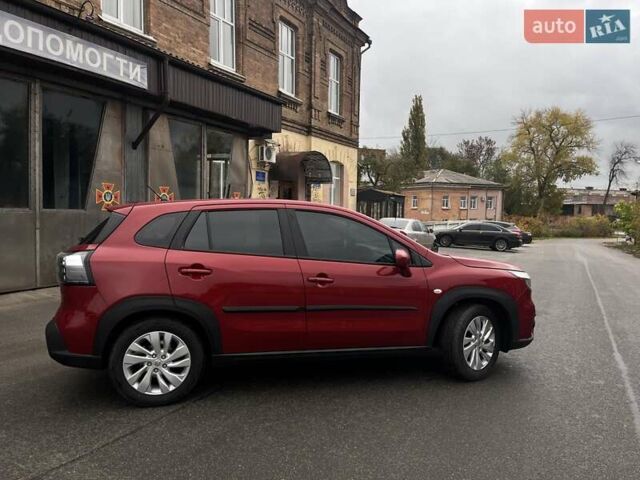 Сузуки S-Cross 2024 в Нежине на Automoto.ua Красный Сузуки S-Cross, объемом двигателя 1.37 л и пробегом 2 тыс. км за 18000 $, фото 8 на Automoto.ua