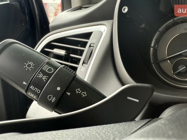 Сузуки S-Cross, объемом двигателя 1.37 л и пробегом 0 тыс. км за 27632 $, фото 2 на Automoto.ua