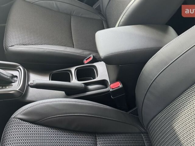 Сузуки S-Cross, объемом двигателя 1.37 л и пробегом 0 тыс. км за 29203 $, фото 19 на Automoto.ua