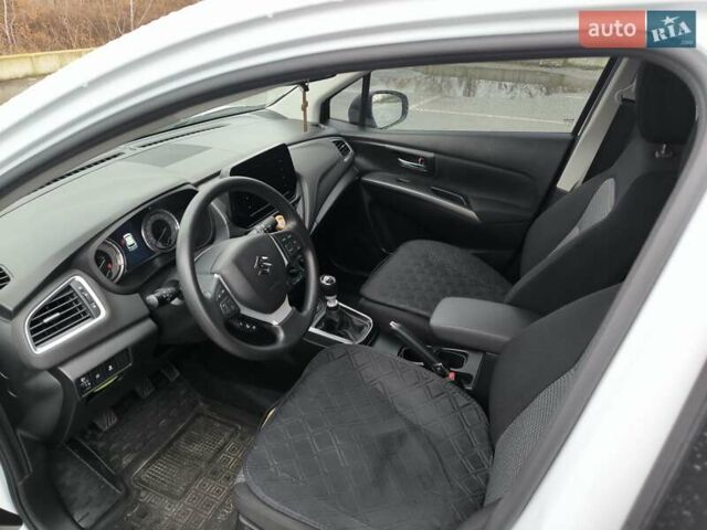 Сузукі S-Cross, об'ємом двигуна 1.4 л та пробігом 18 тис. км за 21700 $, фото 2 на Automoto.ua
