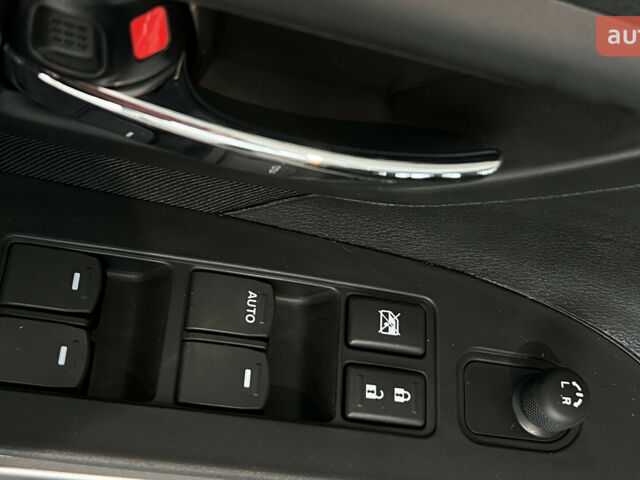 купити нове авто Сузукі S-Cross 2024 року від офіційного дилера Автомир Сузукі фото