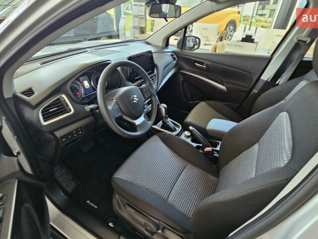 Сузуки S-Cross, объемом двигателя 1.37 л и пробегом 0 тыс. км за 27011 $, фото 8 на Automoto.ua