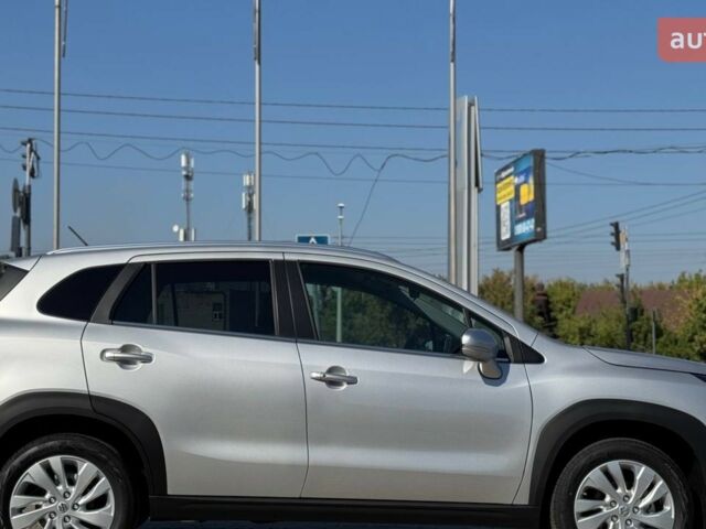 Сузуки S-Cross, объемом двигателя 1.37 л и пробегом 0 тыс. км за 27626 $, фото 6 на Automoto.ua