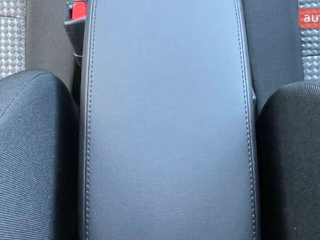 Сузуки S-Cross, объемом двигателя 1.37 л и пробегом 0 тыс. км за 27171 $, фото 65 на Automoto.ua