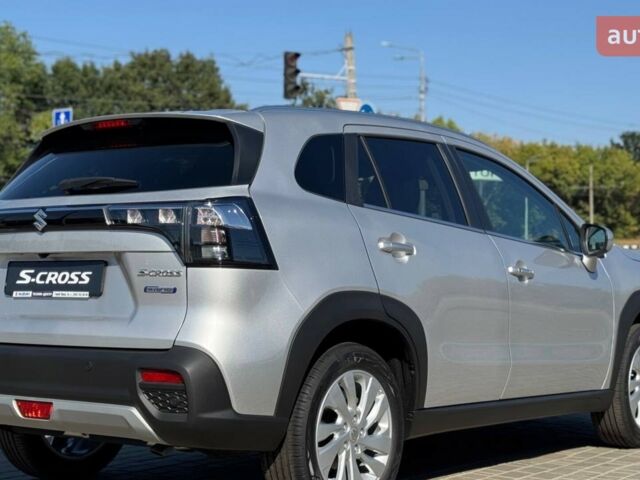Сузуки S-Cross, объемом двигателя 1.37 л и пробегом 0 тыс. км за 27626 $, фото 3 на Automoto.ua