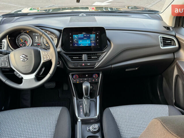 Сузуки S-Cross, объемом двигателя 1.37 л и пробегом 0 тыс. км за 26741 $, фото 23 на Automoto.ua