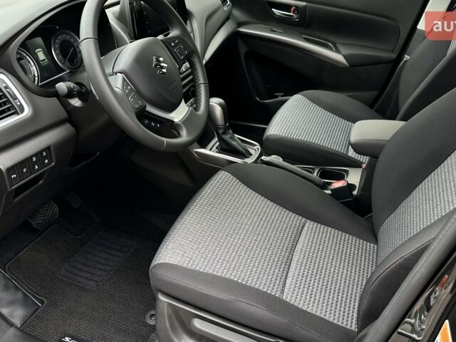 Сузуки S-Cross, объемом двигателя 1.37 л и пробегом 0 тыс. км за 27083 $, фото 20 на Automoto.ua