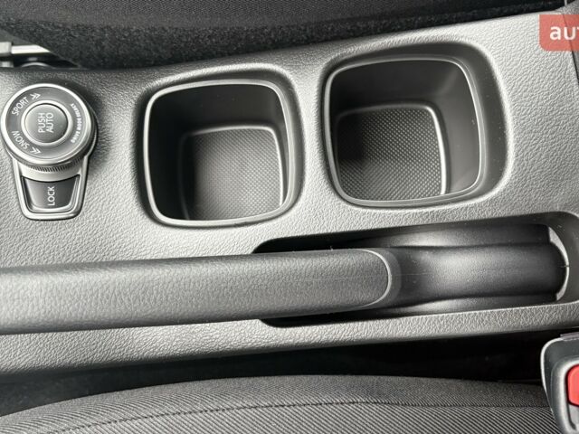 Сузуки S-Cross, объемом двигателя 1.37 л и пробегом 0 тыс. км за 25867 $, фото 5 на Automoto.ua