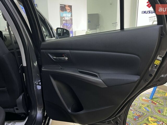 купить новое авто Сузуки S-Cross 2025 года от официального дилера Автоцентр AUTO.RIA Сузуки фото