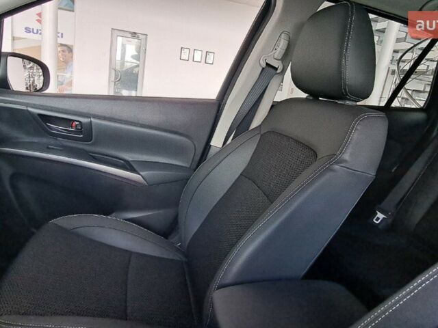 Сузуки S-Cross, объемом двигателя 1.37 л и пробегом 0 тыс. км за 29827 $, фото 19 на Automoto.ua