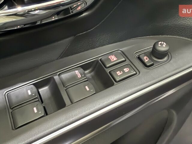 Сузуки S-Cross, объемом двигателя 1.37 л и пробегом 0 тыс. км за 27307 $, фото 7 на Automoto.ua