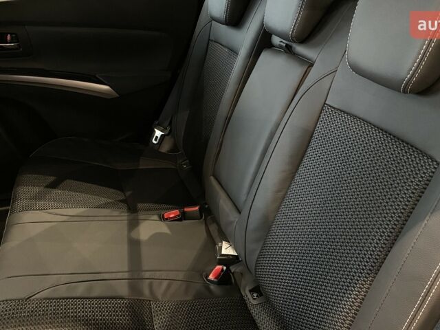 Сузуки S-Cross, объемом двигателя 1.37 л и пробегом 0 тыс. км за 28884 $, фото 19 на Automoto.ua