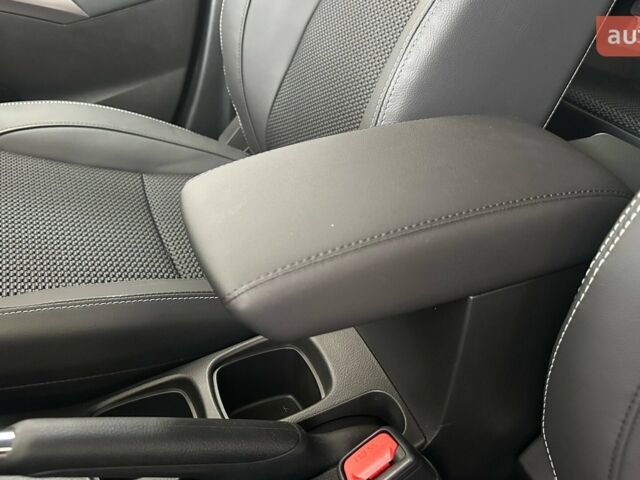 Сузуки S-Cross 2025 в Кривом Роге на Automoto.ua Сузуки S-Cross, объемом двигателя 1.37 л и пробегом 0 тыс. км за 27529 $, фото 21 на Automoto.ua