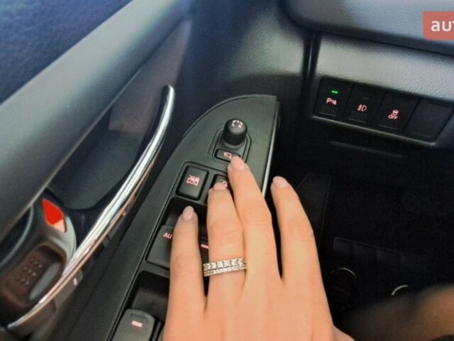 Сузуки S-Cross, объемом двигателя 1.37 л и пробегом 0 тыс. км за 28314 $, фото 19 на Automoto.ua