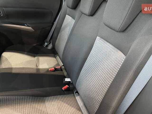 Сузуки S-Cross, объемом двигателя 1.37 л и пробегом 0 тыс. км за 24609 $, фото 22 на Automoto.ua