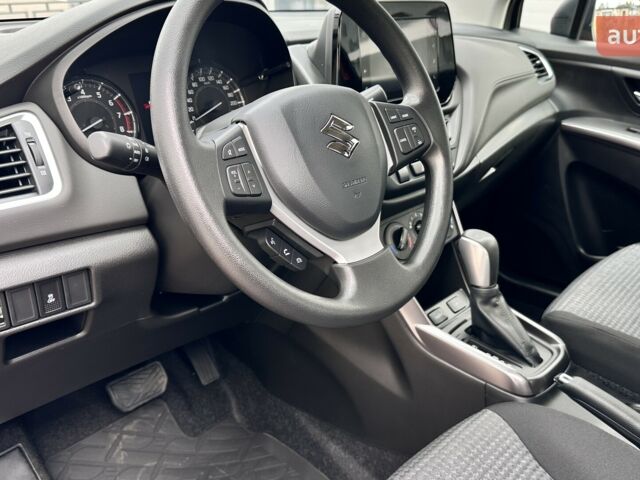 Сузуки S-Cross, объемом двигателя 1.37 л и пробегом 0 тыс. км за 25513 $, фото 55 на Automoto.ua