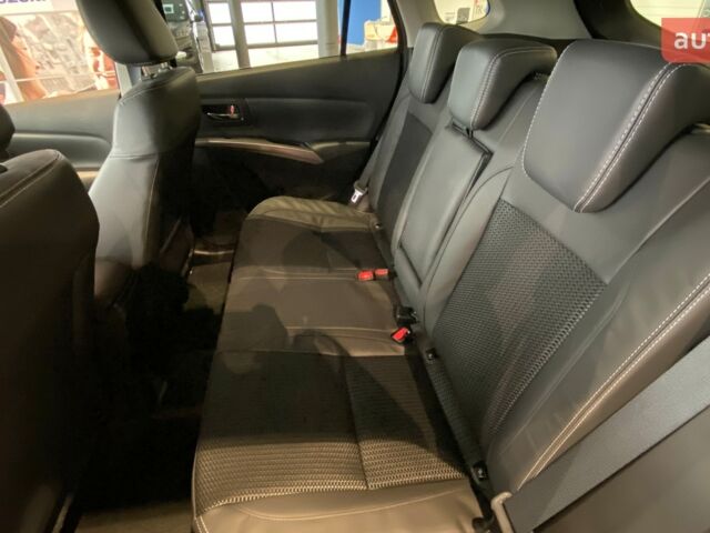 Сузуки S-Cross, объемом двигателя 1.37 л и пробегом 0 тыс. км за 27437 $, фото 25 на Automoto.ua