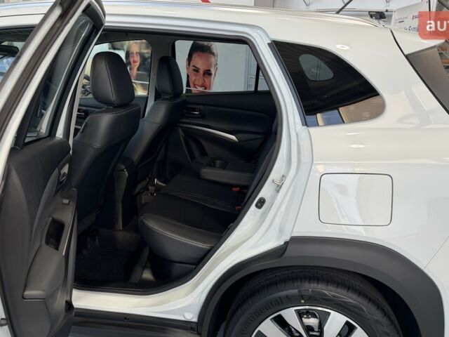 Сузуки S-Cross, объемом двигателя 1.37 л и пробегом 0 тыс. км за 27945 $, фото 26 на Automoto.ua