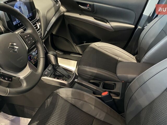 Сузуки S-Cross, объемом двигателя 1.37 л и пробегом 0 тыс. км за 27437 $, фото 28 на Automoto.ua