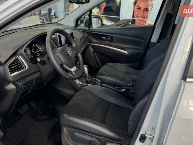 Сузуки S-Cross, объемом двигателя 1.37 л и пробегом 0 тыс. км за 29438 $, фото 35 на Automoto.ua
