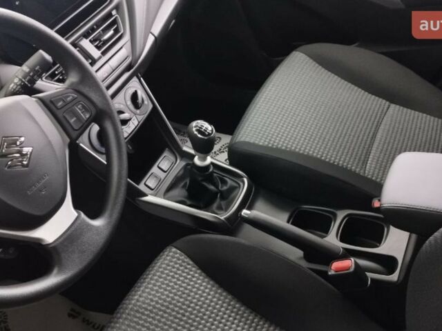 купить новое авто Сузуки S-Cross 2025 года от официального дилера ТОВ "АВТО КРОК" Сузуки фото