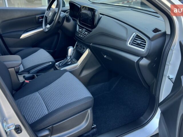 Сузуки S-Cross, объемом двигателя 1.37 л и пробегом 0 тыс. км за 24708 $, фото 33 на Automoto.ua