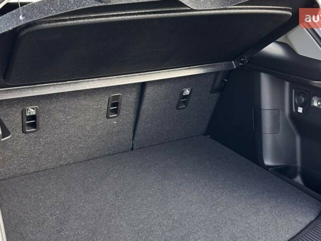 Сузуки S-Cross, объемом двигателя 1.37 л и пробегом 0 тыс. км за 27024 $, фото 23 на Automoto.ua