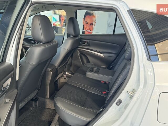 Сузуки S-Cross, объемом двигателя 1.37 л и пробегом 0 тыс. км за 27945 $, фото 32 на Automoto.ua