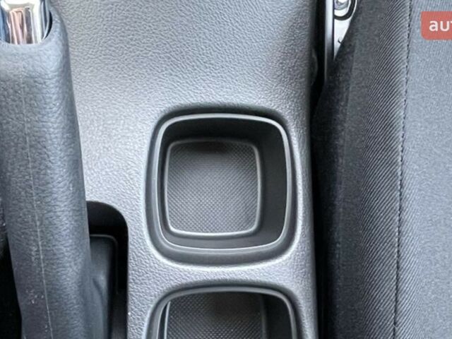 Сузукі S-Cross, об'ємом двигуна 1.37 л та пробігом 0 тис. км за 23073 $, фото 27 на Automoto.ua