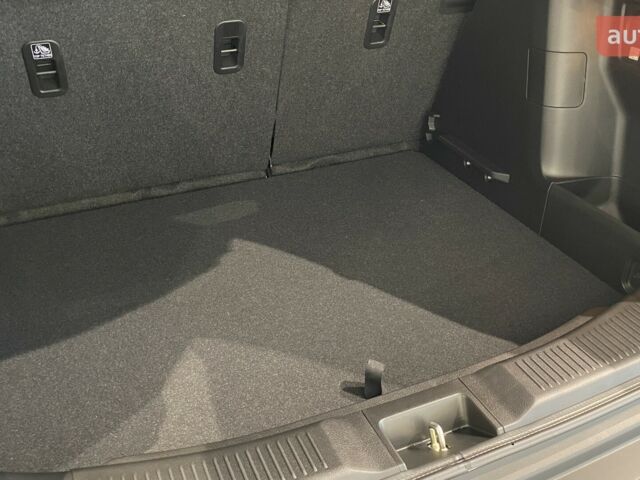 Сузуки S-Cross, объемом двигателя 1.37 л и пробегом 0 тыс. км за 28884 $, фото 26 на Automoto.ua