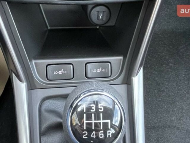 Сузуки S-Cross, объемом двигателя 1.37 л и пробегом 0 тыс. км за 23625 $, фото 33 на Automoto.ua