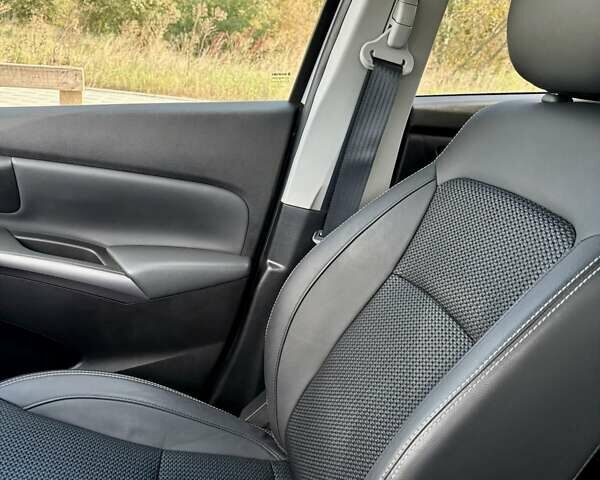 Серый Сузуки S-Cross, объемом двигателя 1.4 л и пробегом 17 тыс. км за 24900 $, фото 8 на Automoto.ua