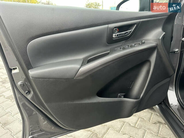 Серый Сузуки S-Cross, объемом двигателя 1.37 л и пробегом 20 тыс. км за 23900 $, фото 27 на Automoto.ua