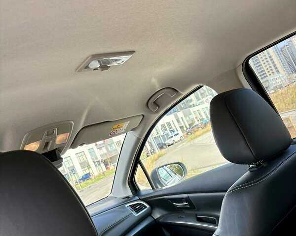 Серый Сузуки S-Cross, объемом двигателя 1.4 л и пробегом 17 тыс. км за 24900 $, фото 13 на Automoto.ua