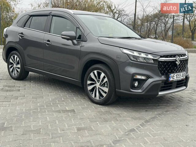 Серый Сузуки S-Cross, объемом двигателя 1.37 л и пробегом 20 тыс. км за 23900 $, фото 6 на Automoto.ua