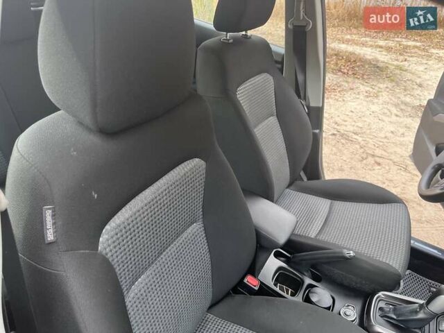 Серый Сузуки S-Cross, объемом двигателя 1.37 л и пробегом 32 тыс. км за 25000 $, фото 5 на Automoto.ua