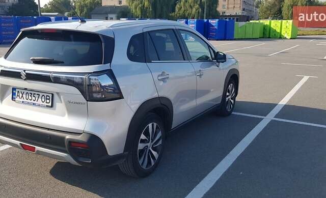 Серый Сузуки S-Cross, объемом двигателя 1.37 л и пробегом 40 тыс. км за 25500 $, фото 12 на Automoto.ua