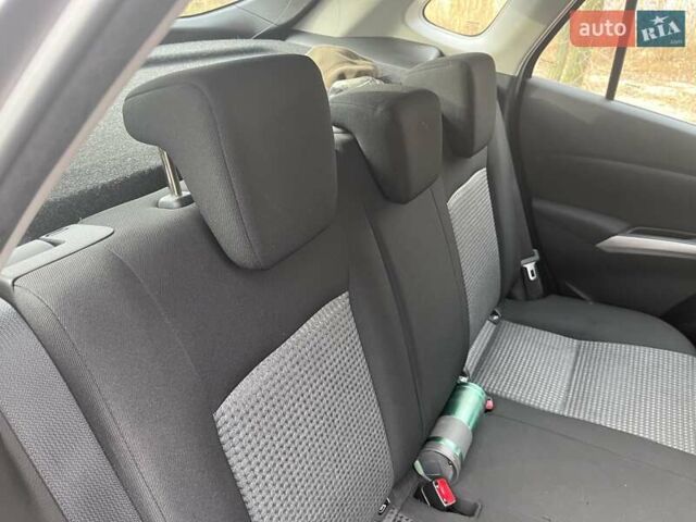 Серый Сузуки S-Cross, объемом двигателя 1.37 л и пробегом 32 тыс. км за 25000 $, фото 4 на Automoto.ua