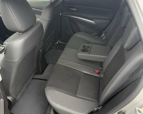 Сірий Сузукі S-Cross, об'ємом двигуна 1.37 л та пробігом 3 тис. км за 25999 $, фото 10 на Automoto.ua