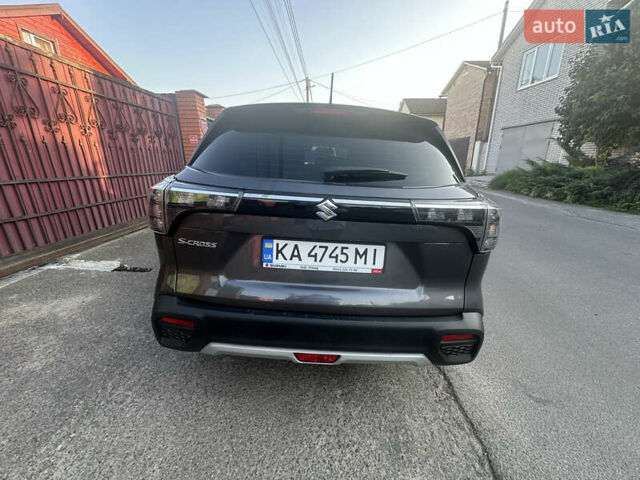 Серый Сузуки S-Cross, объемом двигателя 1.37 л и пробегом 10 тыс. км за 26000 $, фото 3 на Automoto.ua