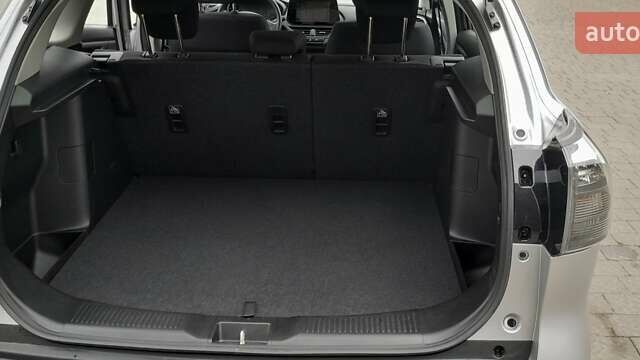 Сузуки S-Cross 2024 в Ивано-Франковске на Automoto.ua Серый Сузуки S-Cross, объемом двигателя 1.37 л и пробегом 4 тыс. км за 23929 $, фото 13 на Automoto.ua